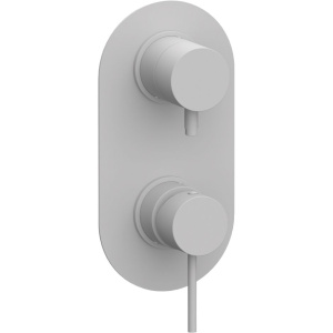 Смеситель для ванны с душем Remer X Style X92KB белый матовый Смеситель для ванны с душем Remer X Style X92KB белый матовый