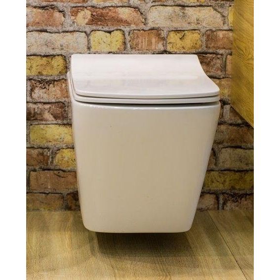 Купить Унитаз подвесной Art&Max Techno AM9310CHR/SC безободковый, с микролифтом, белый в Москве с доставкой Унитаз подвесной Art&Max Techno AM9310CHR/SC безободковый, с микролифтом, белый