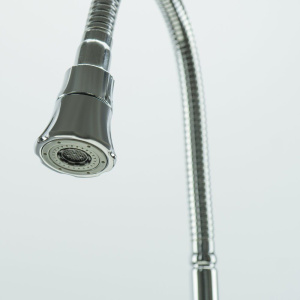 Смеситель для кухни Lemark Linara LM0413C с гибким изливом