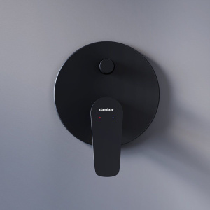 Смеситель для ванны с душем Damixa Jupiter 777100300 С ВНУТРЕННЕЙ ЧАСТЬЮ, черный