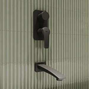 Душевой комплект IDDIS Ray RAYBL03i68 С ВНУТРЕННЕЙ ЧАСТЬЮ, черный матовый