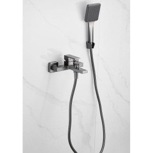 Купить Смеситель для ванны с душем BELZ B60613-3 вороненая сталь в Москве с доставкой Смеситель для ванны с душем BELZ B60613-3 вороненая сталь