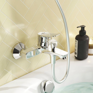 Купить Смеситель для ванны с душем Damixa Galaxy DX7510000 + Душевой гарнитур Damixa Redblu Origin One 918100000 в Москве с доставкой Смеситель для ванны с душем Damixa Galaxy DX7510000 + Душевой гарнитур Damixa Redblu Origin One 918100000