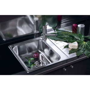 Комплект Мойка кухонная Omoikiri Sagami 63 + Смеситель Shinagawa BN нержавеющая сталь