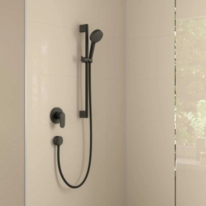 Комплект смеситель для душа однорычажный и скрытая часть Hansgrohe Vernis Blend ВМ 71649670S черный