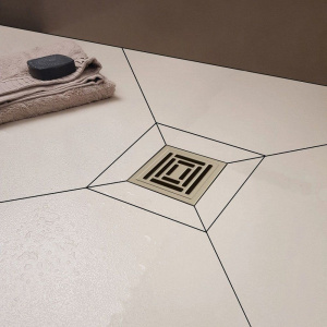 Душевой трап Berges Zentrum Uno 090372, 15x15 см, матовый хром