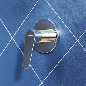 Купить Смеситель для душа Damixa Galaxy DX7575100 С ВНУТРЕННЕЙ ЧАСТЬЮ в Москве с доставкой Смеситель для душа Damixa Galaxy DX7575100 С ВНУТРЕННЕЙ ЧАСТЬЮ