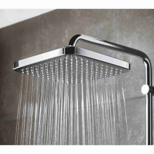 Душевая стойка Grohe Tempesta Cosmopolitan 250 Cube 26693000 хром