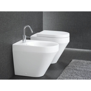 Купить Унитаз приставной Hatria Daytime evo YXV701 с микролифтом в Москве с доставкой Унитаз приставной Hatria Daytime evo YXV701 с микролифтом