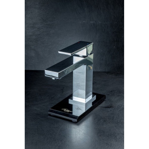 Смеситель для раковины Boheme Qubic 471-CR chrome