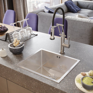 Купить Смеситель для кухни Domaci Равенна DCB 7012 сатин, с гибким изливом в Москве с доставкой Смеситель для кухни Domaci Равенна DCB 7012 сатин, с гибким изливом