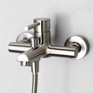 Купить Смеситель для ванны с душем Wasserkraft Wern 4201 матовый хром в Москве с доставкой Смеситель для ванны с душем Wasserkraft Wern 4201 матовый хром