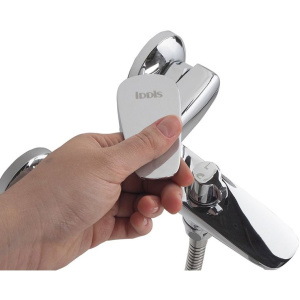 Смеситель для ванны с душем IDDIS Zodiac ZODSB02I02WA