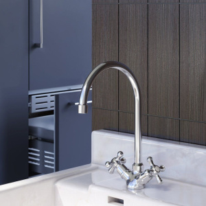 Купить Смеситель для кухни Damixa RedBlu Retro 230000000 в Москве с доставкой Смеситель для кухни Damixa RedBlu Retro 230000000