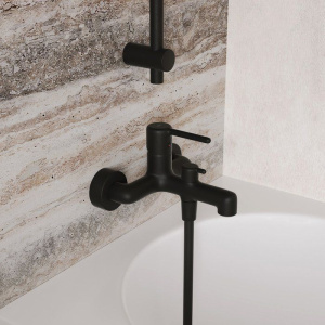 Купить Смеситель для ванны с душем IDDIS AIGBL00i02WA черный матовый в Москве с доставкой Смеситель для ванны с душем IDDIS AIGBL00i02WA черный матовый