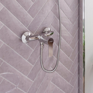 Душевая стойка STWORKI Хельсинки HFDB97000 + Смеситель для душа STWORKI Хельсинки HFHS20000 хром