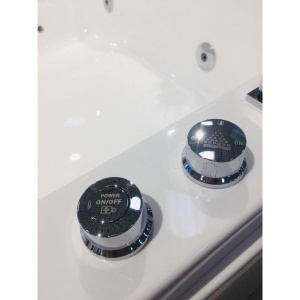 Купить Акриловая ванна Orans BT-65100 XR 170x120 см, угловая, с гидромассажем, с каркасом, с экраном, со сливом-переливом, со смесителем, с подголовником, дл в Москве с доставкой Акриловая ванна Orans BT-65100 XR 170x120 см, угловая, с гидромассажем, с каркасом, с экраном, со сливом-переливом, со смесителем, с подголовником, дл