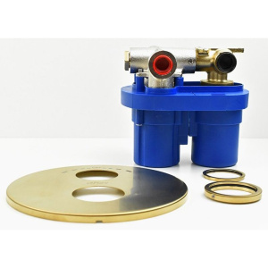 Купить Термостатический смеситель Paini Cox 78PJ691TH С ВНУТРЕННЕЙ ЧАСТЬЮ для ванны с душем, матовое золото PVD в Москве с доставкой Термостатический смеситель Paini Cox 78PJ691TH С ВНУТРЕННЕЙ ЧАСТЬЮ для ванны с душем, матовое золото PVD